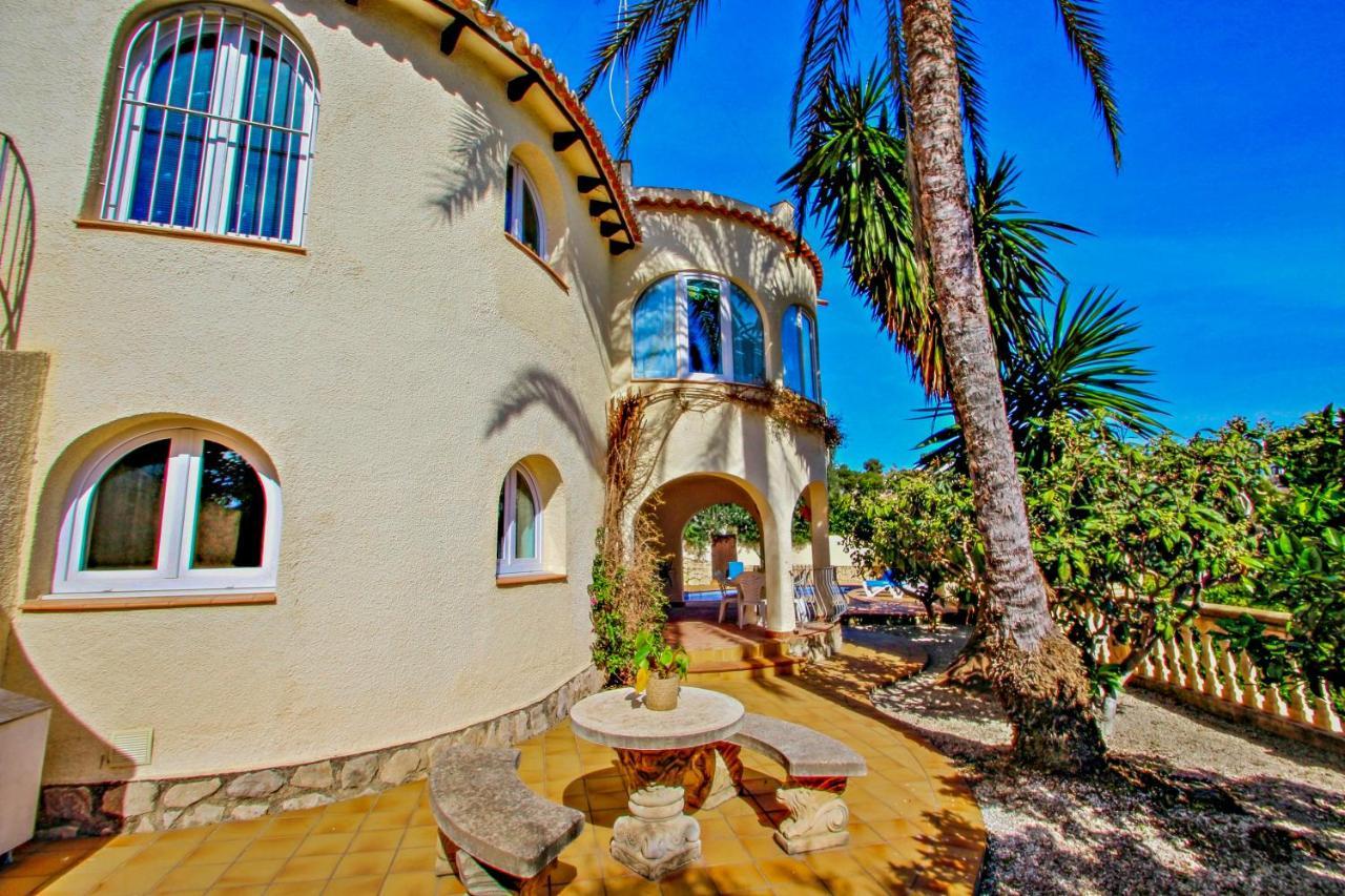 May-10 - Modern, Well-equipped With Private Pool In Benissa